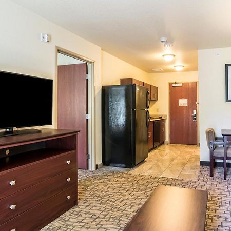 Cobblestone Hotel & Suites - Greenville Kültér fotó