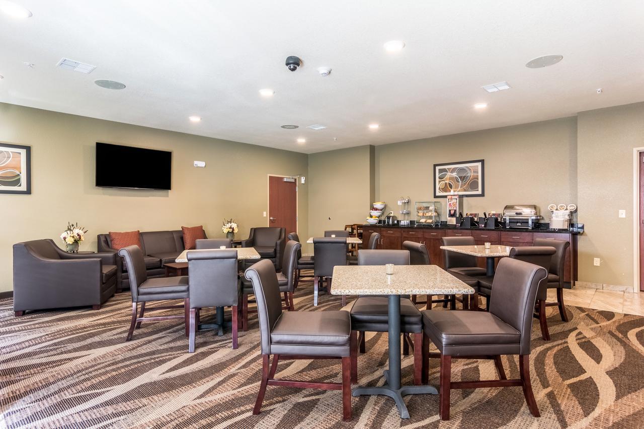 Cobblestone Hotel & Suites - Greenville Kültér fotó