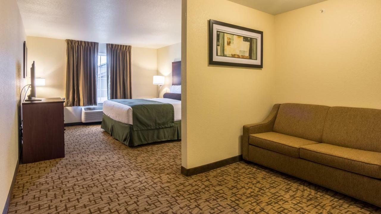 Cobblestone Hotel & Suites - Greenville Kültér fotó
