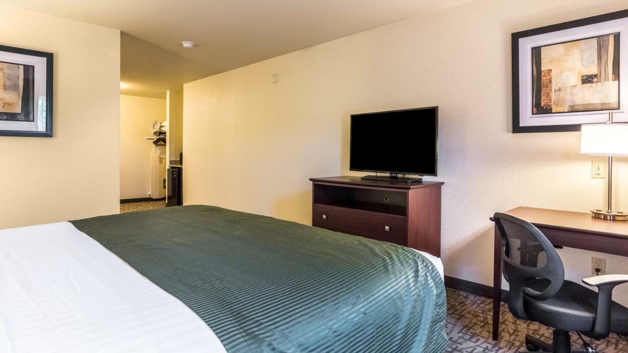 Cobblestone Hotel & Suites - Greenville Kültér fotó